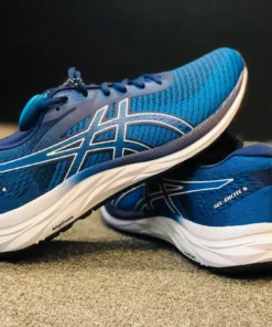 asics tennis sneakers​