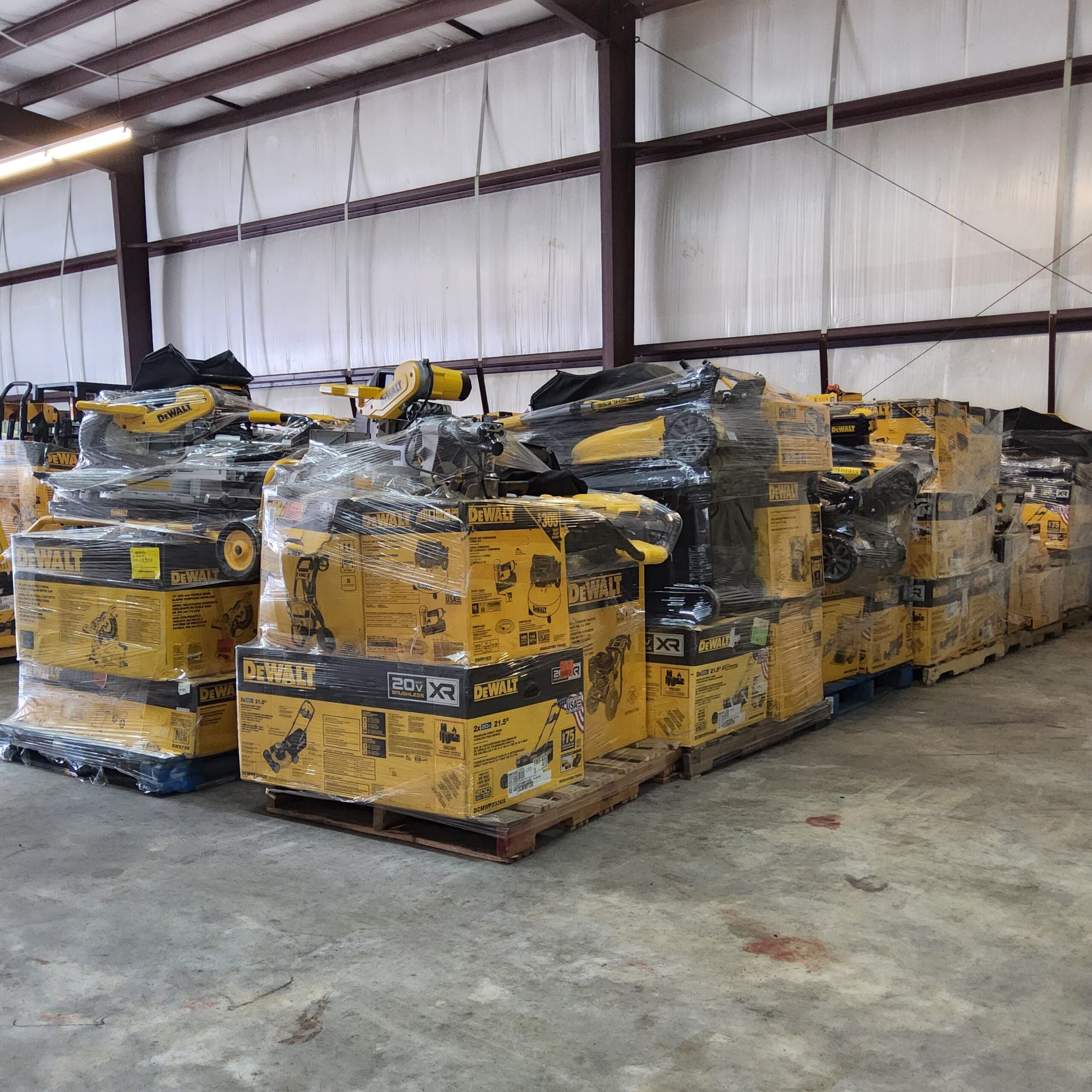 dewalt tool box