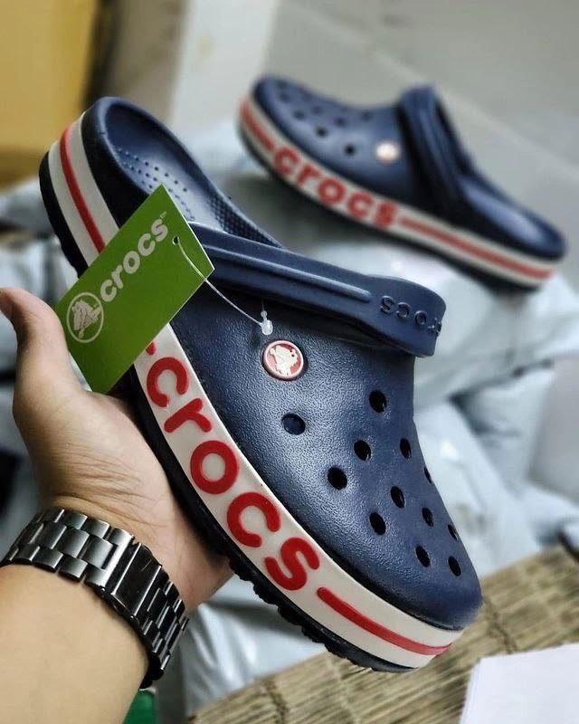 crocs liquidation pallets for sale canada