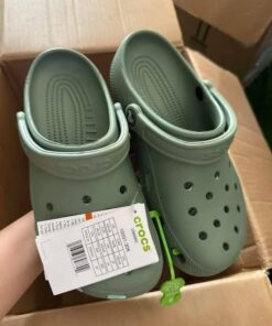 crocs overstock liquidation canada