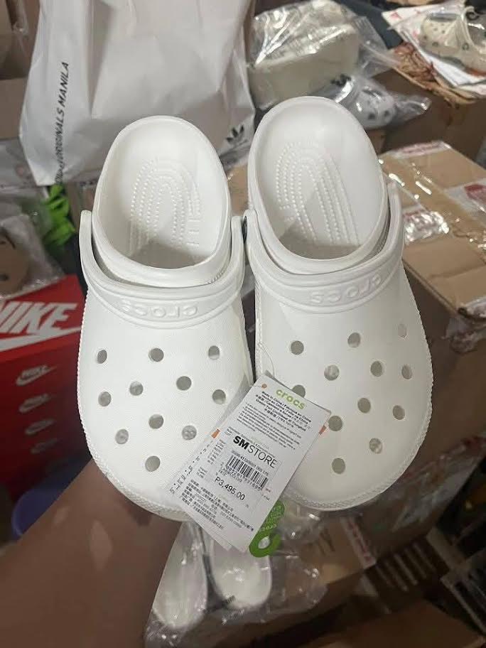 crocs shoes liquidation pallets canada