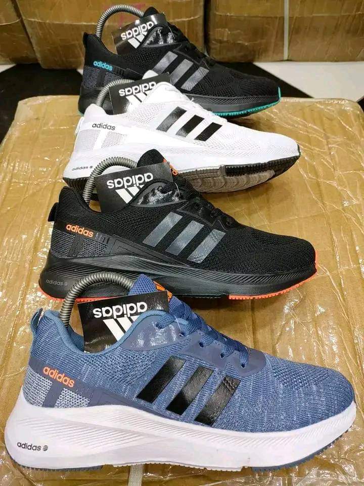 adidas female sneakers