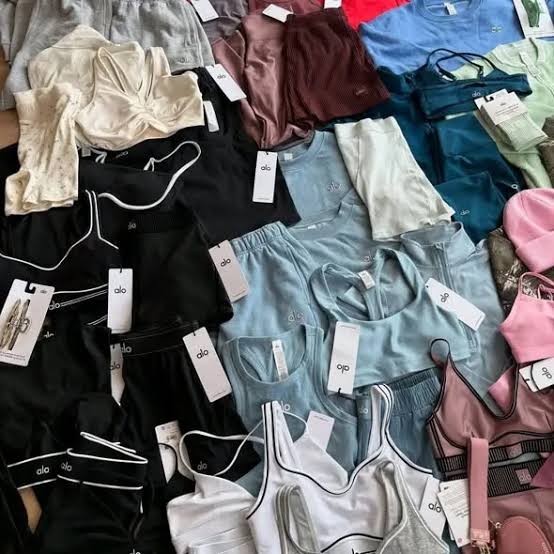 alo yoga clothes sale