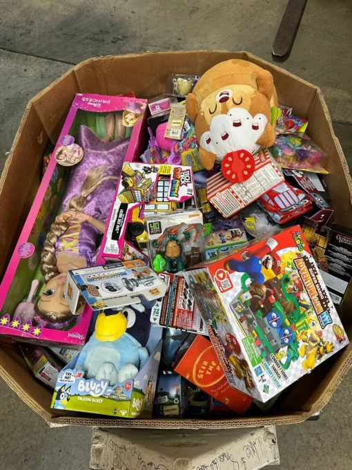 toy liquidation pallets for sale canada