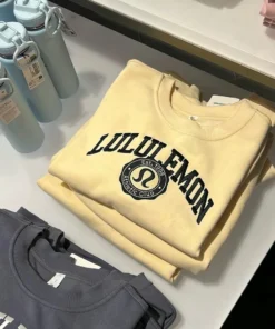 lululemon exercise clothes