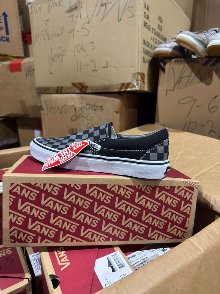 vans shoes sneakers